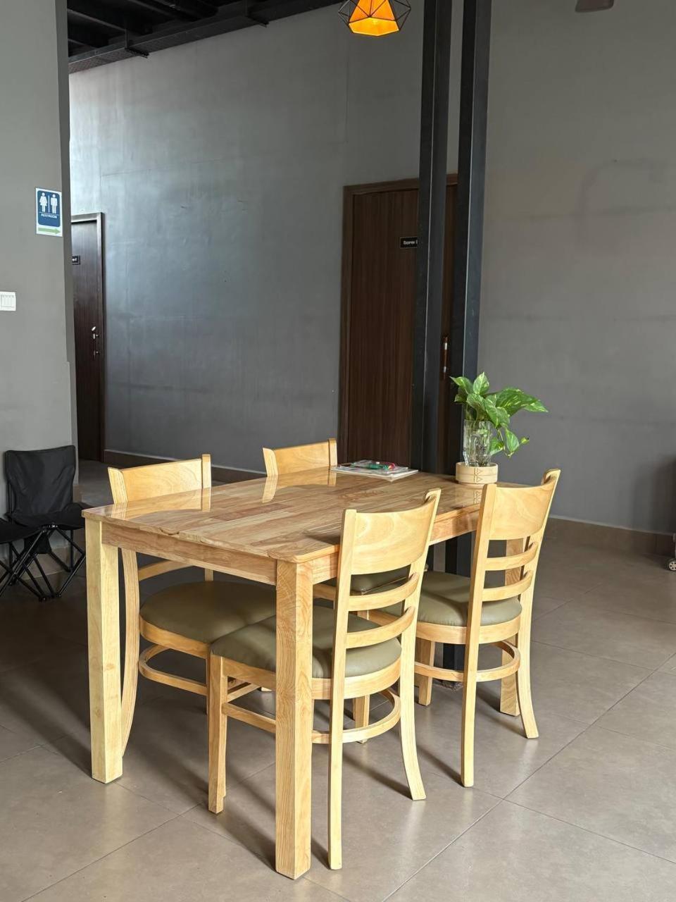 Hostel Fuji พนมเปญ ภายนอก รูปภาพ