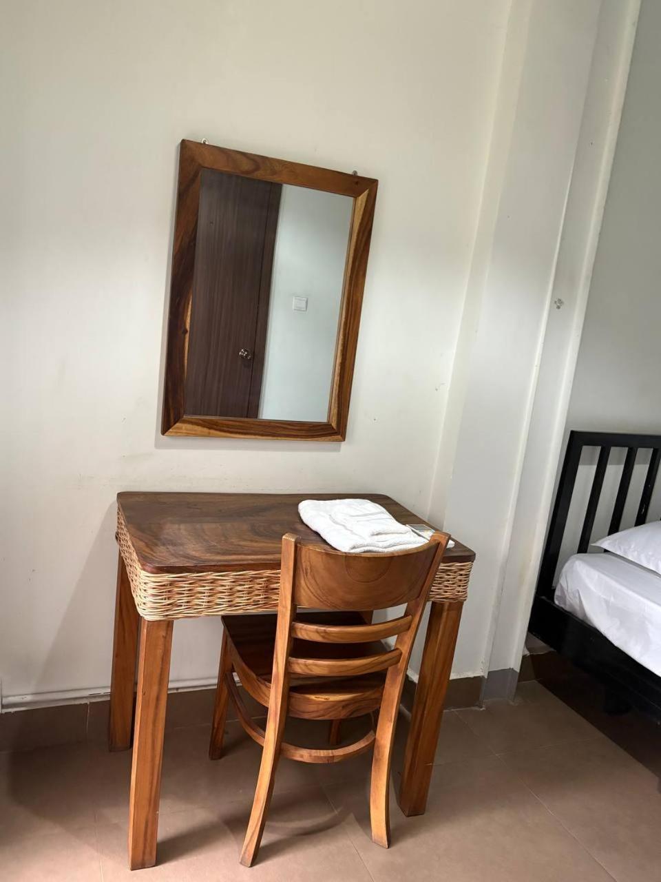 Hostel Fuji พนมเปญ ภายนอก รูปภาพ